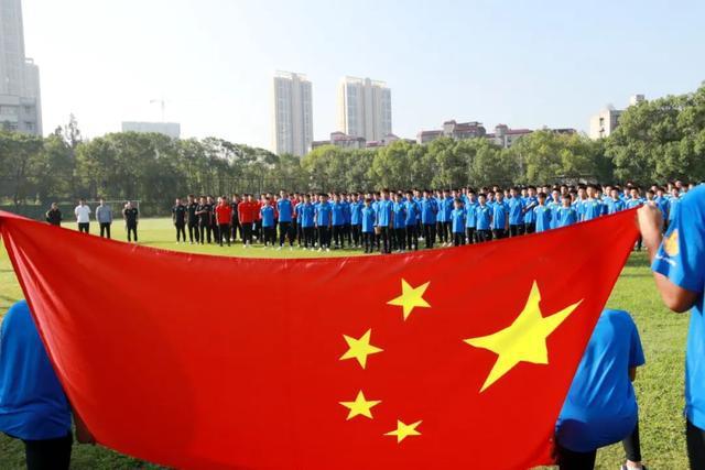我‌淘宝上卖美妆‌产品的，看到网商云谷可以‌办理执照‌，&？